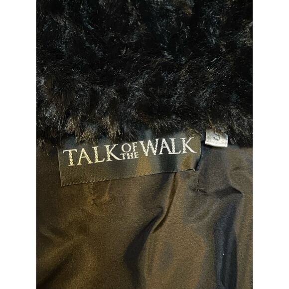 LIKE NEW Womens Talk of the Walk Faux Fur Black Soft Zip Up Coat Size Small - Picture 11 of 12